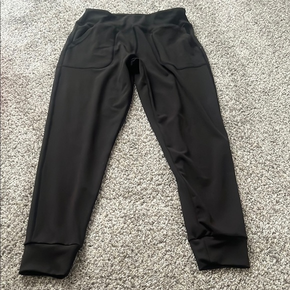 Joggers (2 count) - Picture 3 of 4